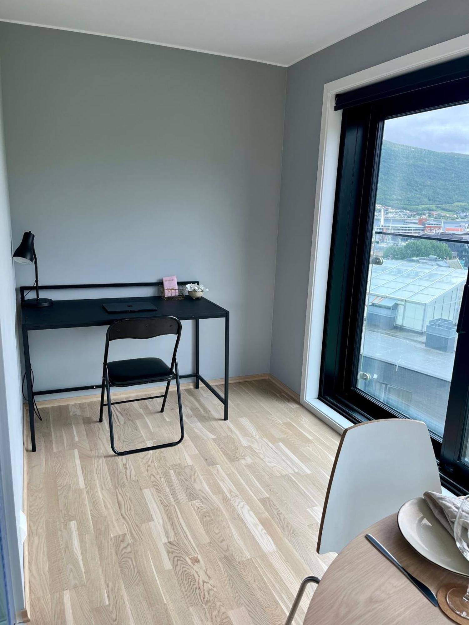 City Center 7Th Floor Apartement With Beautiful View Tromsø Buitenkant foto