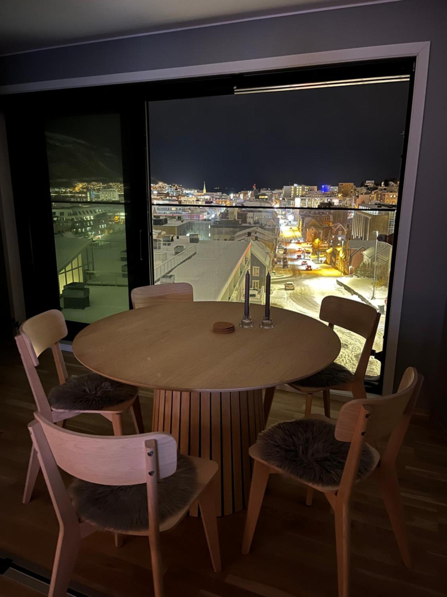 City Center 7Th Floor Apartement With Beautiful View Tromsø Buitenkant foto